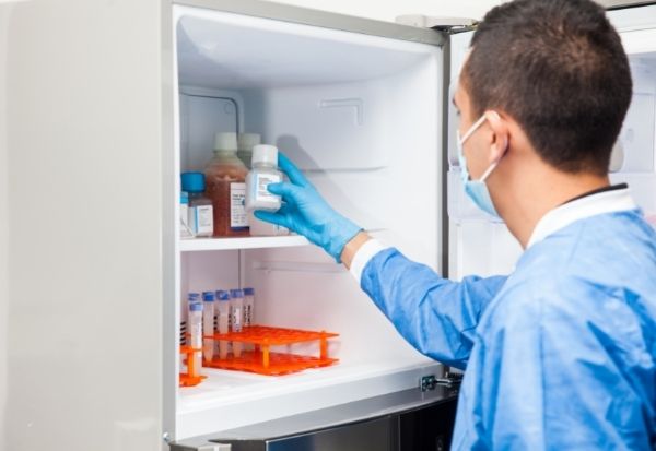Medicine freezer
